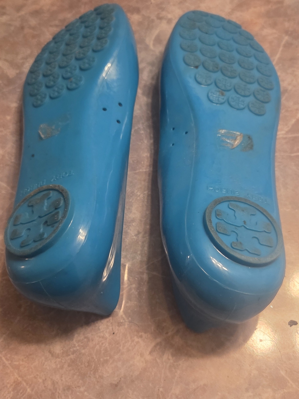 Tory Burch Bright Blue Logo Jelly Flats - Picture 6 of 6